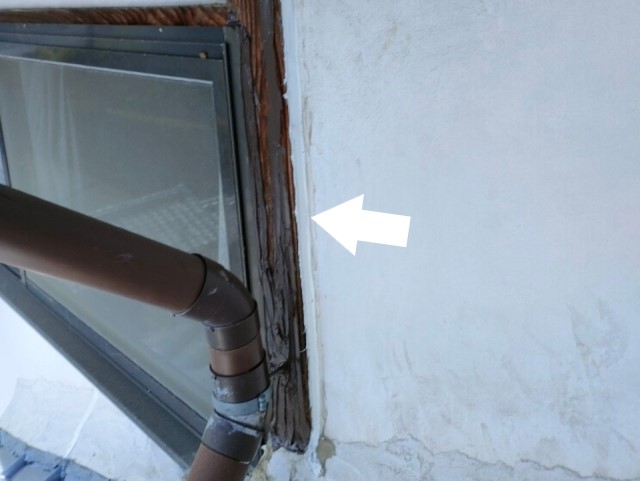 隙間　コーキング補修